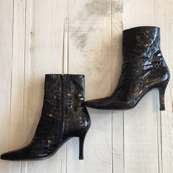 Stuart Weitzman Patent Leather Crocodile Boots - Picture 3 of 9